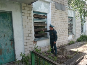 Рейд по ограничению доступа в неэксплуатируемые здания и наведению порядка на земле