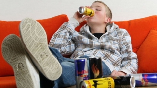 
  Энергетические напитки и молодежь   