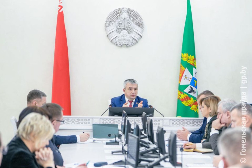 На апаратнай нарадзе ў аблвыканкаме абмеркавалі пытанні добраўпарадкавання, уборкі вулічна-дарожнай сеткі рэгіёна