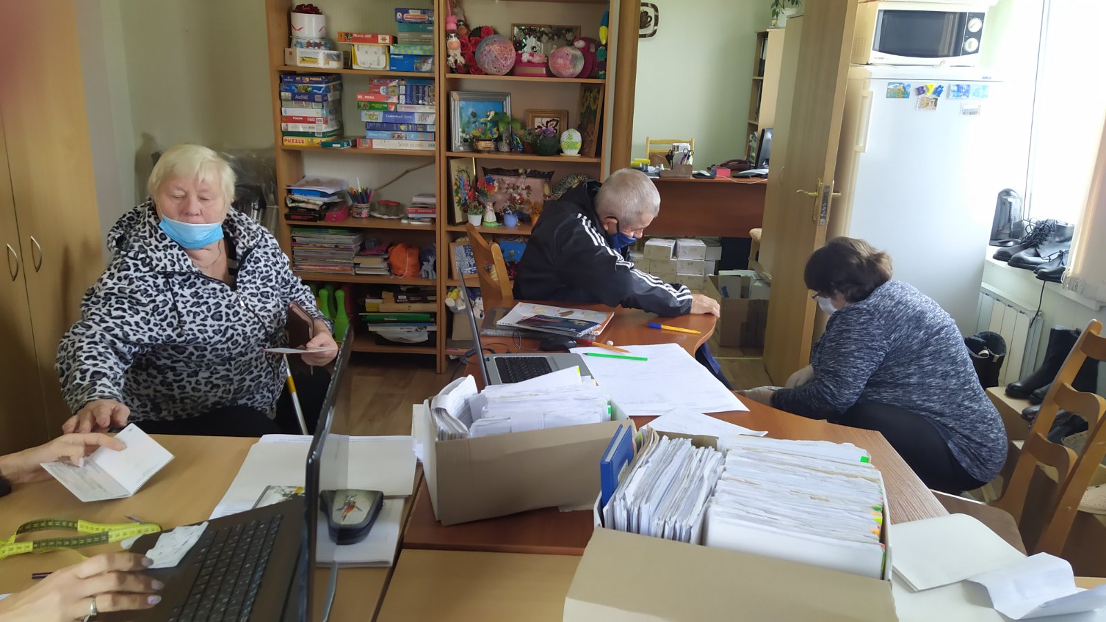 В учреждении "Лоевский территориальный центр социального социального обслуживания населения" работала выездная бригада специалистов