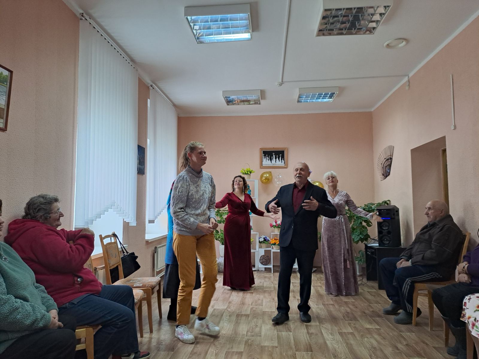 А жизнь остается прекрасной всегда