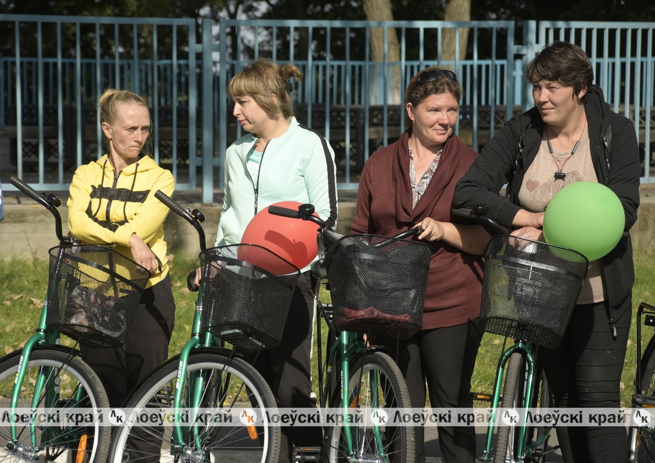 Лоевчане приняли участие в велосипедном пробеге "В единстве СИЛА!"