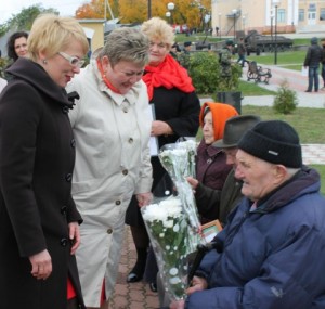 Торжественные мероприятия, посвященные 74-й годовщине освобождения Лоевского  района от немецко-фашистских захватчиков, празднику города и 90 – летию  образования района